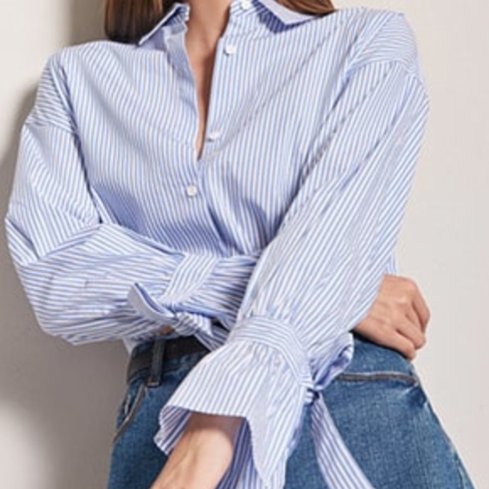 Blue/ White pinstripe top